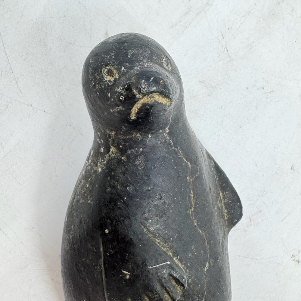 Inuit Handmade Blackstone Reclining Seal Sculpture - Picture 4 of 10
